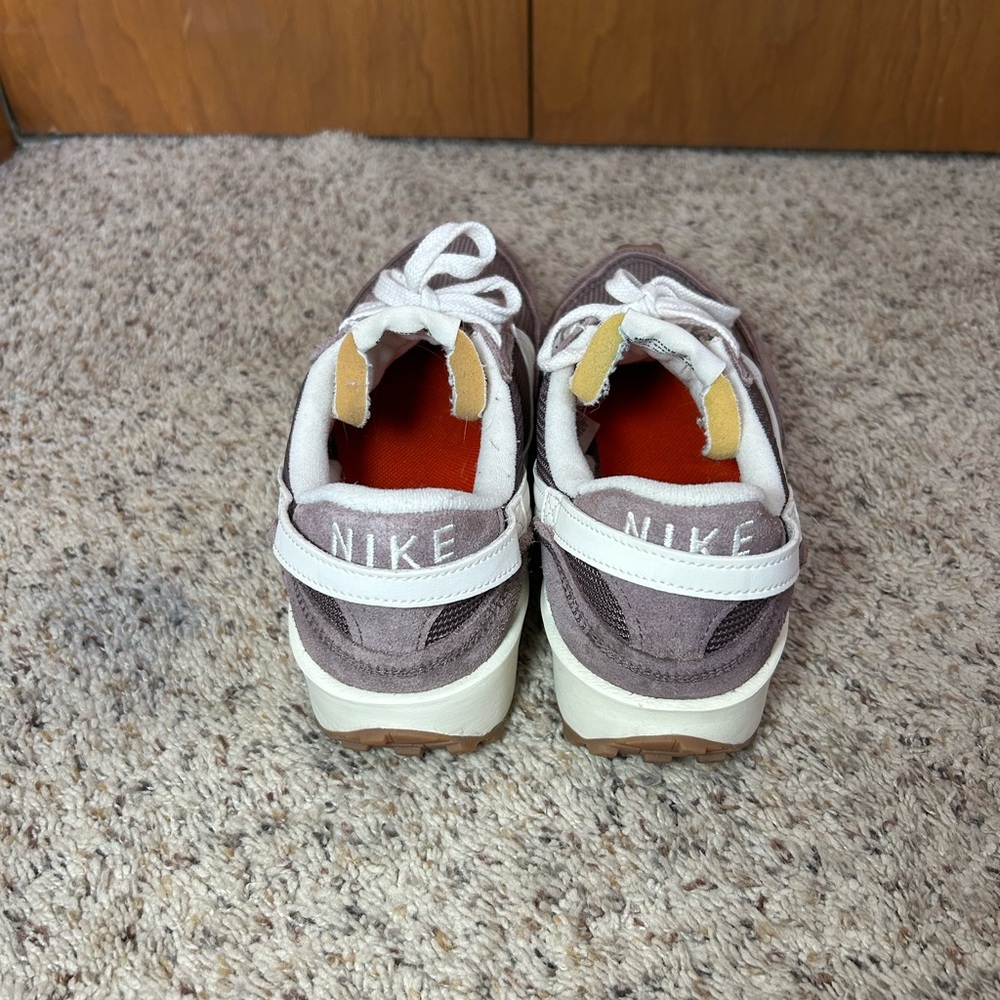 Women’s Nike Mauve and White Running Shoes - Picture 3 of 3